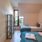 Luxury 2 Bedroom With Sea View 公寓 *