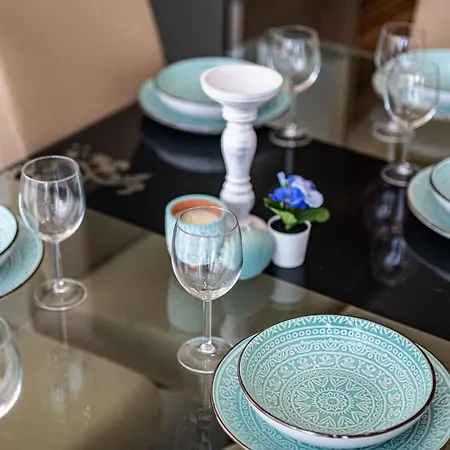 דירה Luxury 2 Bedroom With Sea View וארנה