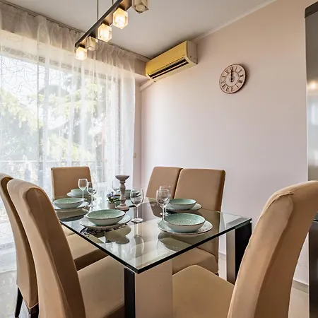 Luxury 2 Bedroom With Sea View וארנה